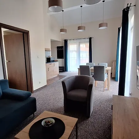 Skalnica- Z Widokiem Na Góry, Przy Szlakach Karpacz