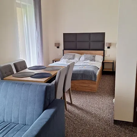 Skalnica- Z Widokiem Na Gory, Przy Szlakach 카르파츠