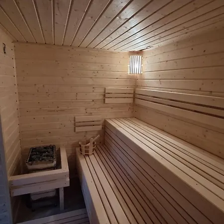 Skalnica- Z Widokiem Na Gory, Przy Szlakach * Karpacz